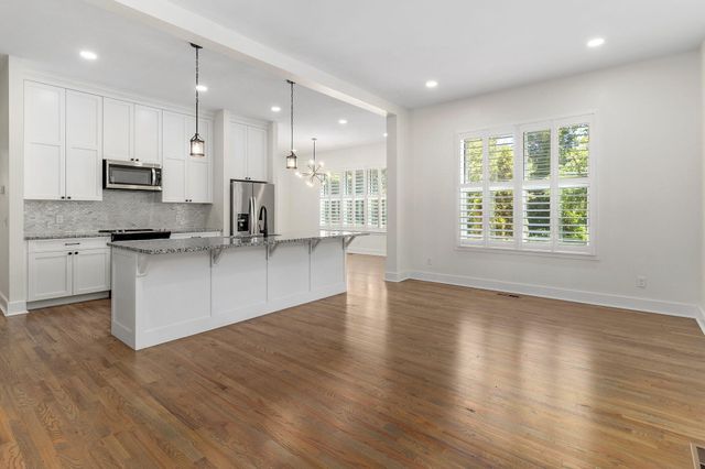 5685 Lee Avenue, Chattanooga, TN 37409