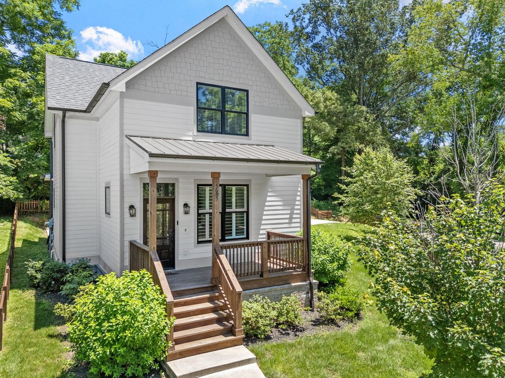 5685 Lee Avenue, Chattanooga, TN 37409