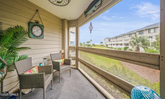 2 Harbor Dr N Unit L111, Harbor Island, SC 29920