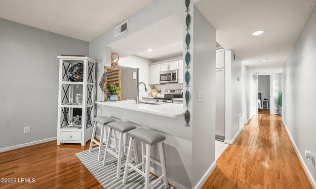 2 Harbor Dr N Unit L111, Harbor Island, SC 29920