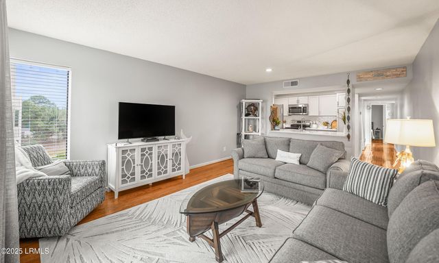 2 Harbor Dr N Unit L111, Harbor Island, SC 29920