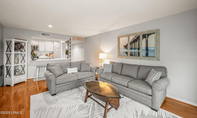 2 Harbor Dr N Unit L111, Harbor Island, SC 29920