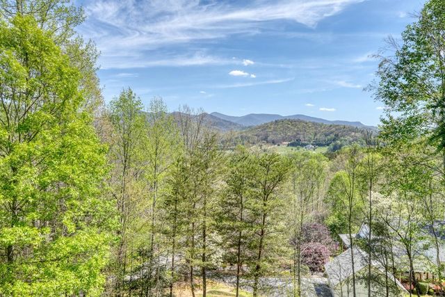 315 Wildwood Brook, Blairsville, GA 30512