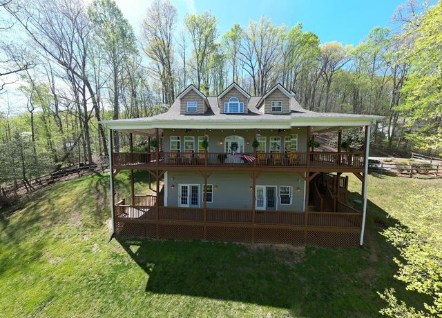 315 Wildwood Brook, Blairsville, GA 30512