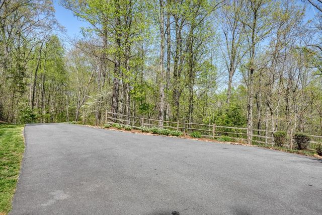 315 Wildwood Brook, Blairsville, GA 30512