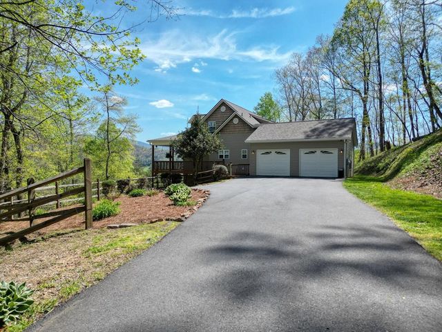 315 Wildwood Brook, Blairsville, GA 30512