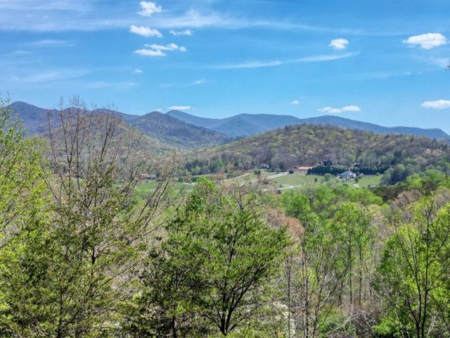 315 Wildwood Brook, Blairsville, GA 30512
