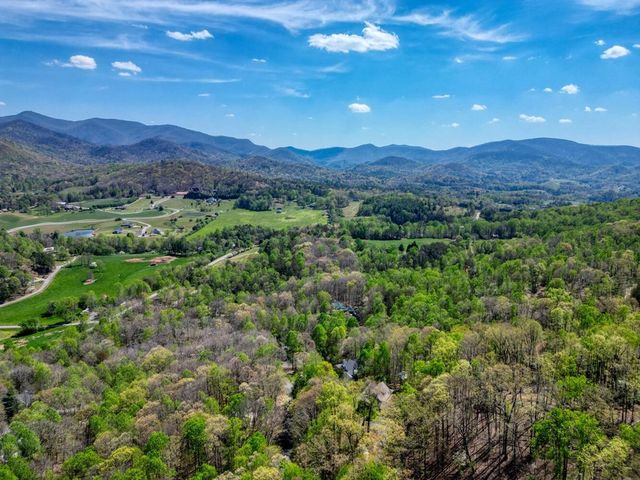 315 Wildwood Brook, Blairsville, GA 30512