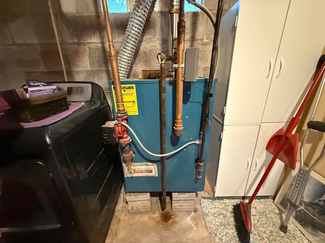 11587 N Black River Road, Bessemer, MI 49911