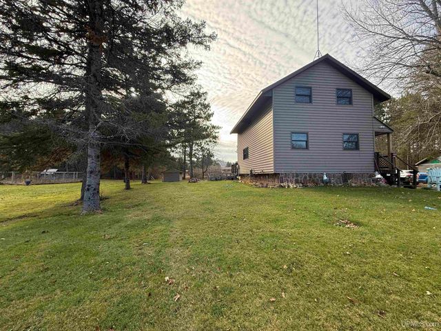 11587 N Black River Road, Bessemer, MI 49911