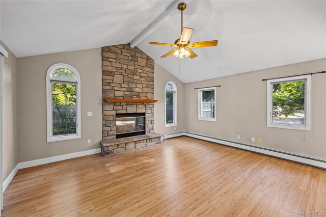 797 Waverly Avenue, Holtsville, NY 11742