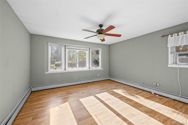 797 Waverly Avenue, Holtsville, NY 11742