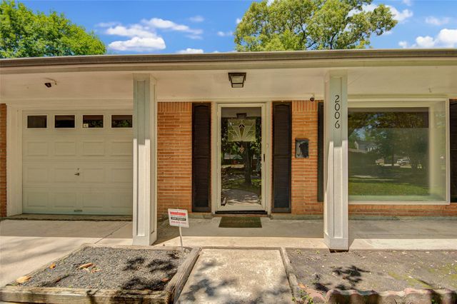 2006 Gardenia Drive, Houston, TX 77018