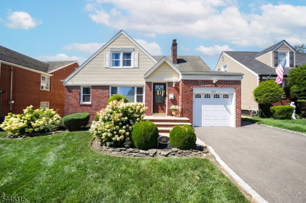 366 Minute Arms Rd, Union Twp., NJ 07083 — exterior