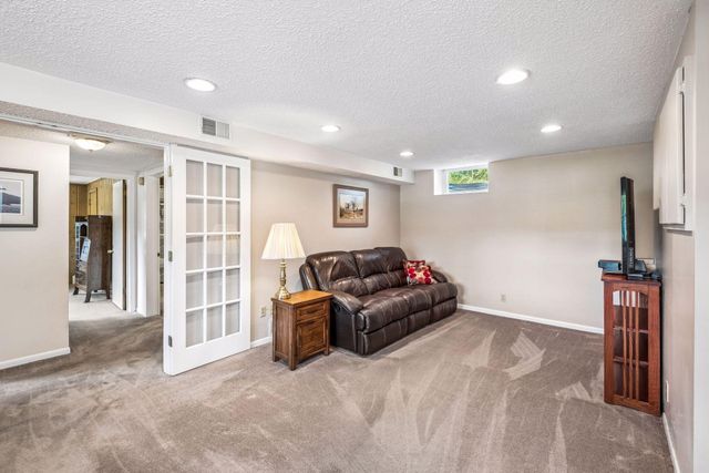 5629 N Glen Moor Road, Minnetonka, MN 55345