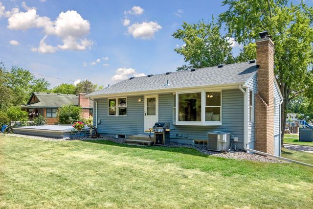 5629 N Glen Moor Road, Minnetonka, MN 55345