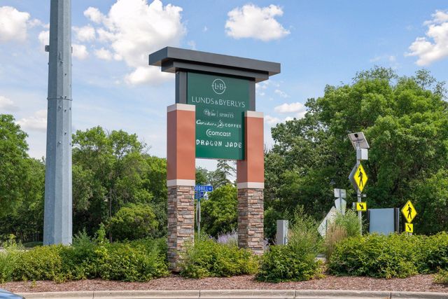 5629 N Glen Moor Road, Minnetonka, MN 55345