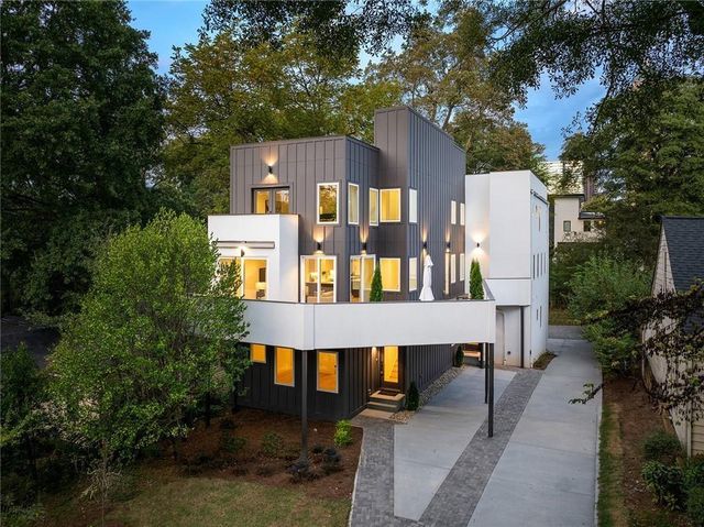 1205 Holly Street NW, Atlanta, GA 30318