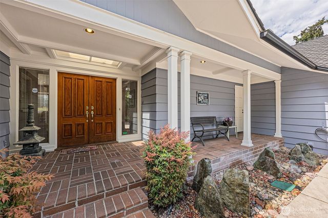 9138 Edgewater Drive SW, Lakewood, WA 98499