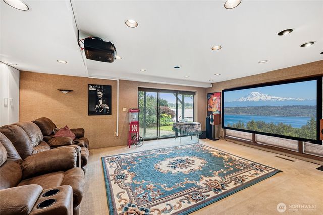 9138 Edgewater Drive SW, Lakewood, WA 98499