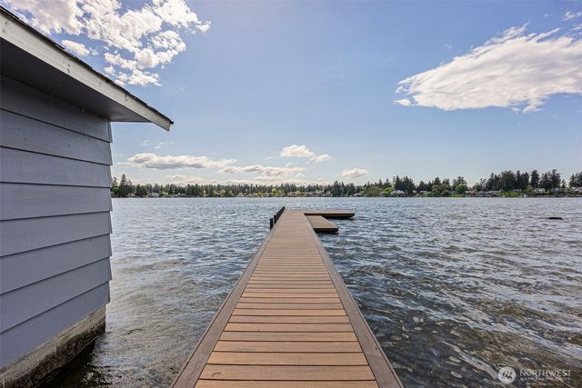 9138 Edgewater Drive SW, Lakewood, WA 98499