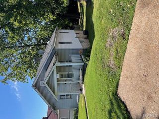 8614 Hume Avenue, St John, MO 63114