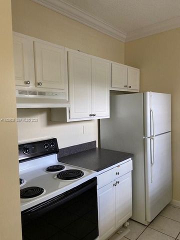 1731 NW 96th Ter 2G, Pembroke Pines, FL 33024