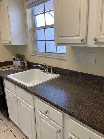 1731 NW 96th Ter 2G, Pembroke Pines, FL 33024