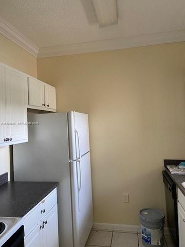 1731 NW 96th Ter 2G, Pembroke Pines, FL 33024