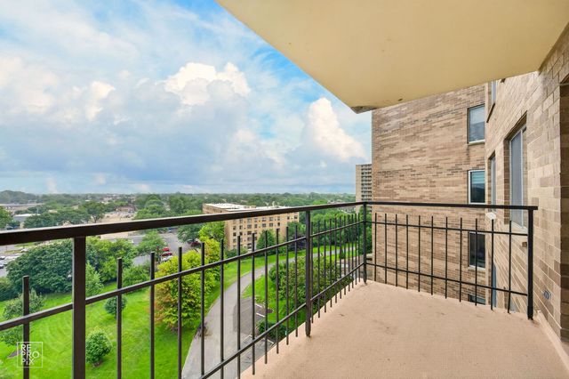 7141 N Kedzie Avenue 910, Chicago, IL 60645