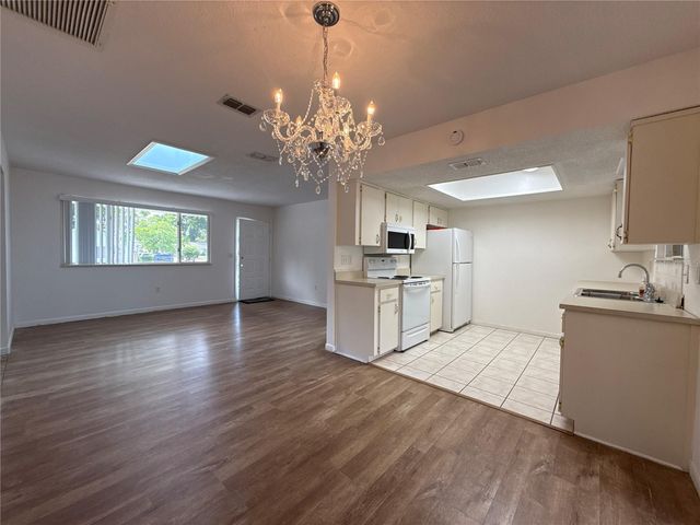 8942 SW 109TH LANE, Ocala, FL 34481