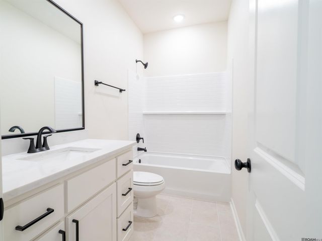 24162 Red Tail Lane, Denham Springs, LA 70726