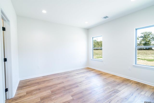 24162 Red Tail Lane, Denham Springs, LA 70726