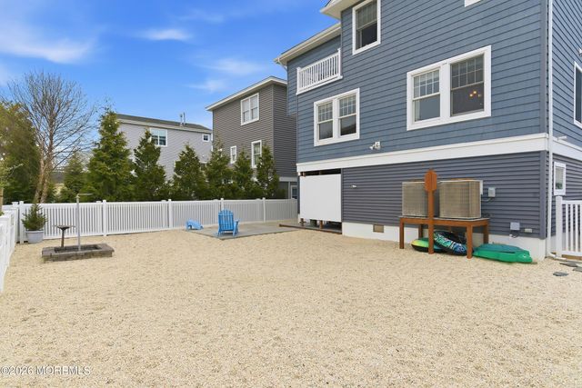 226 N 13th Street, Surf City, NJ 08008