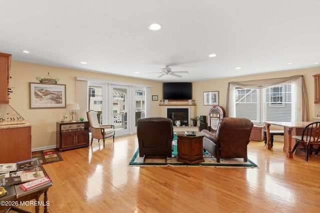 226 N 13th Street, Surf City, NJ 08008