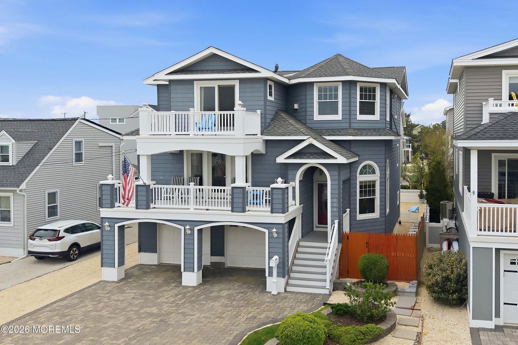 226 N 13th Street, Surf City, NJ 08008