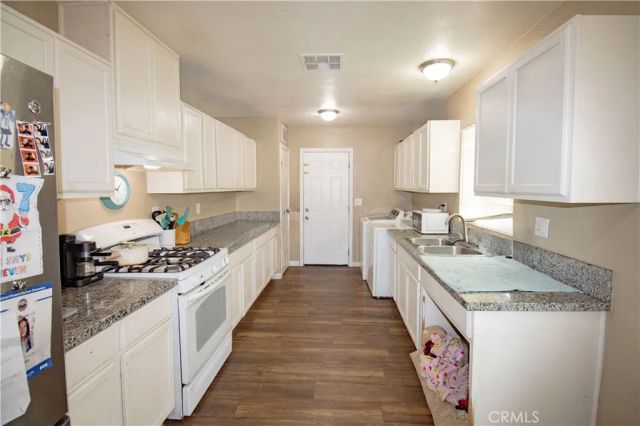 3013 Cornell, Bakersfield, CA 93305