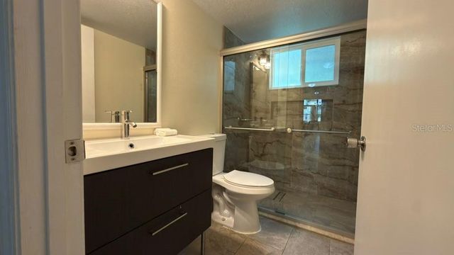 5003 LAGUNA BAY CIRCLE 15, Kissimmee, FL 34746