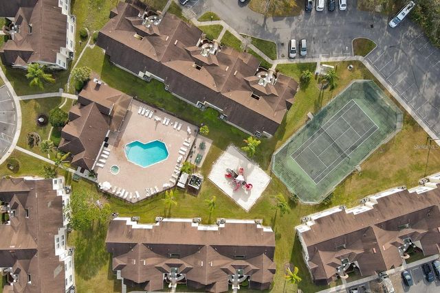 5003 LAGUNA BAY CIRCLE 15, Kissimmee, FL 34746
