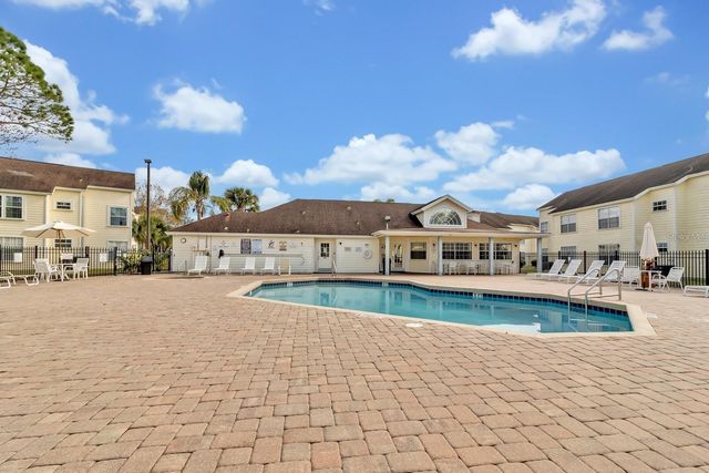 5003 LAGUNA BAY CIRCLE 15, Kissimmee, FL 34746
