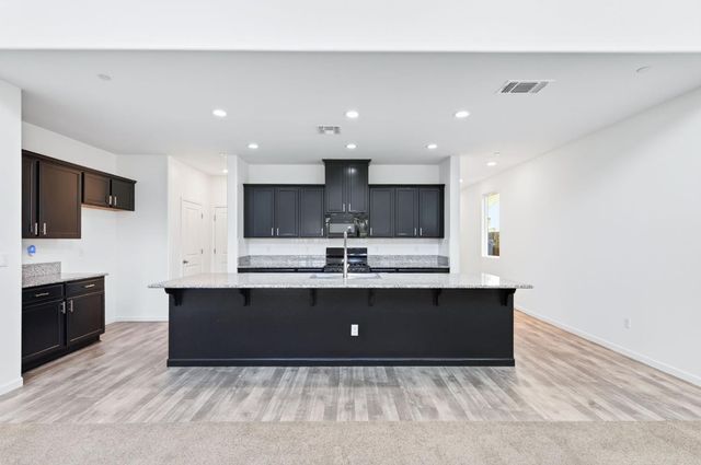 2309 S Justin Avenue, Fresno, CA 93725