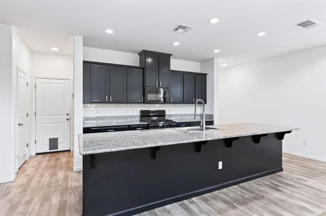 2309 S Justin Avenue, Fresno, CA 93725