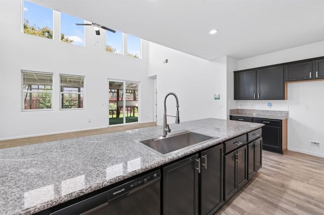 2309 S Justin Avenue, Fresno, CA 93725