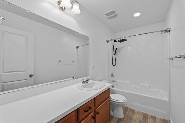 2309 S Justin Avenue, Fresno, CA 93725