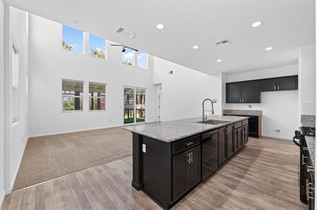 2309 S Justin Avenue, Fresno, CA 93725