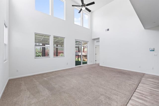 2309 S Justin Avenue, Fresno, CA 93725