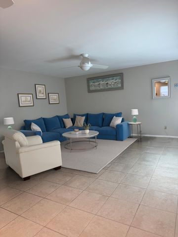 41 Woodland Drive 102, Vero Beach, FL 32962