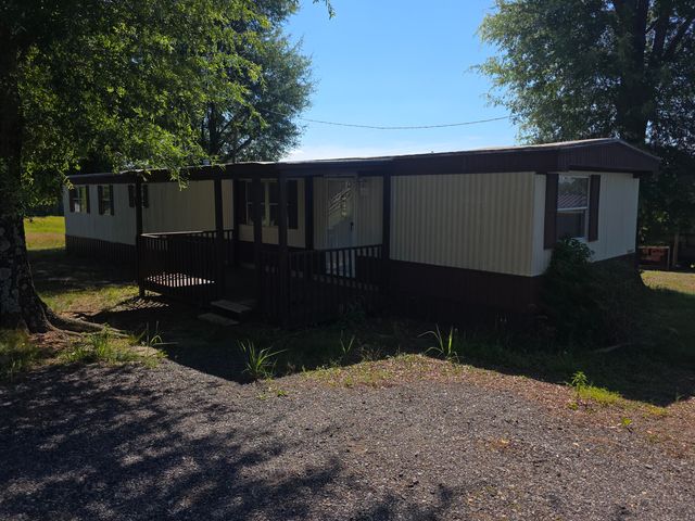 255 Plantation DR, Penhook, VA 24137