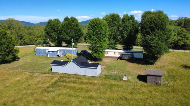 255 Plantation DR, Penhook, VA 24137