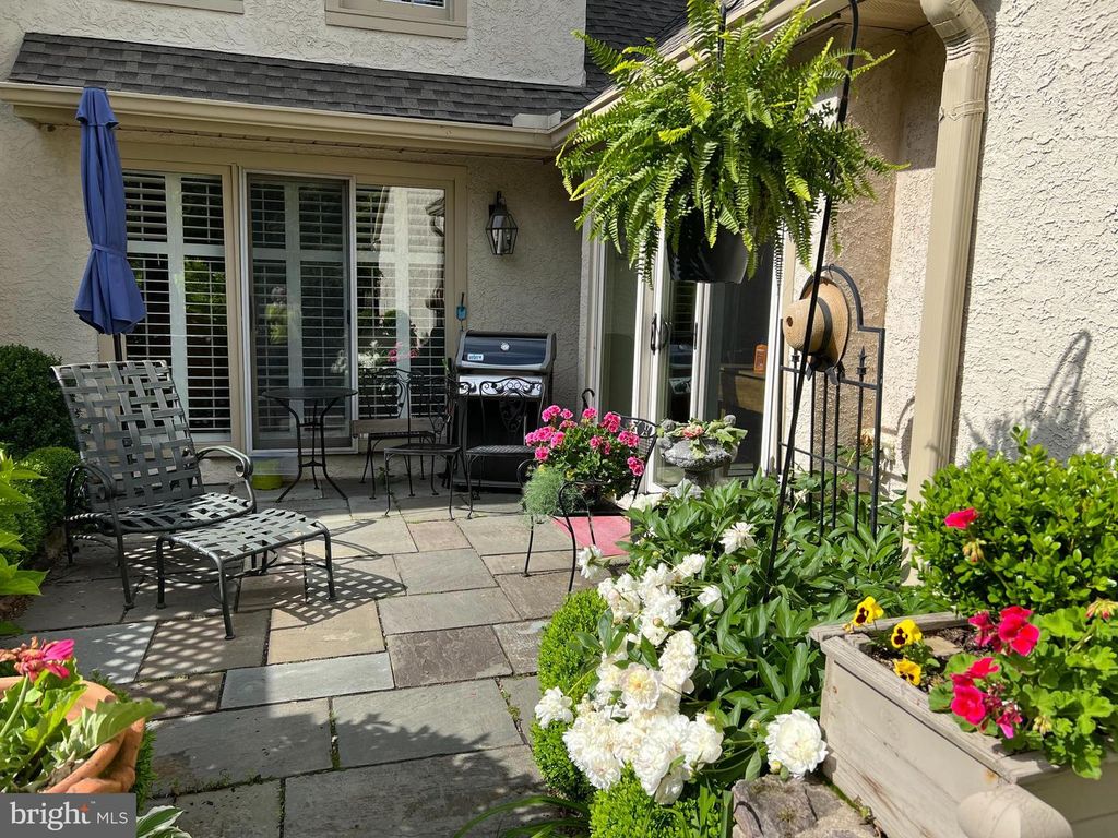 431 WAYNESBROOKE RD, Berwyn, PA 19312